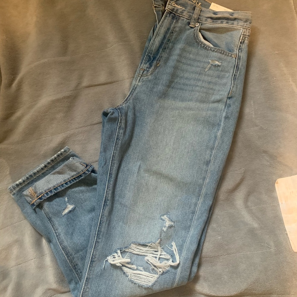 American eagle mom style jeans